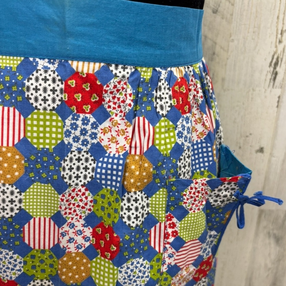 Vintage Handmade Blue Patchwork Pattern Half Apron - image 2